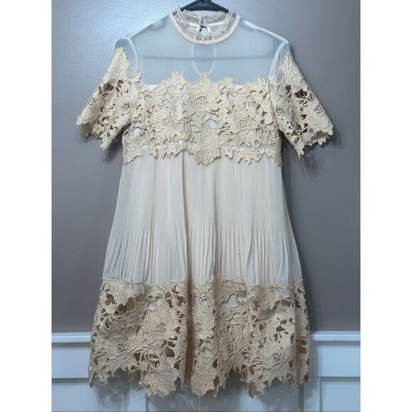 NWOT Saylor Hollie Lace Band Collar Mini Dress Women's XS - Picture 2 of 13